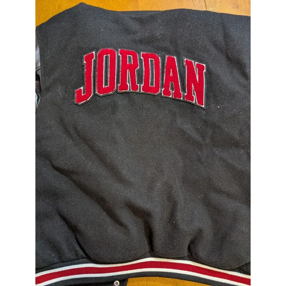 Jordan Boys Varsity Jacket L 12‑13 Yrs Black Red Jumpman Mixed Media Leather...